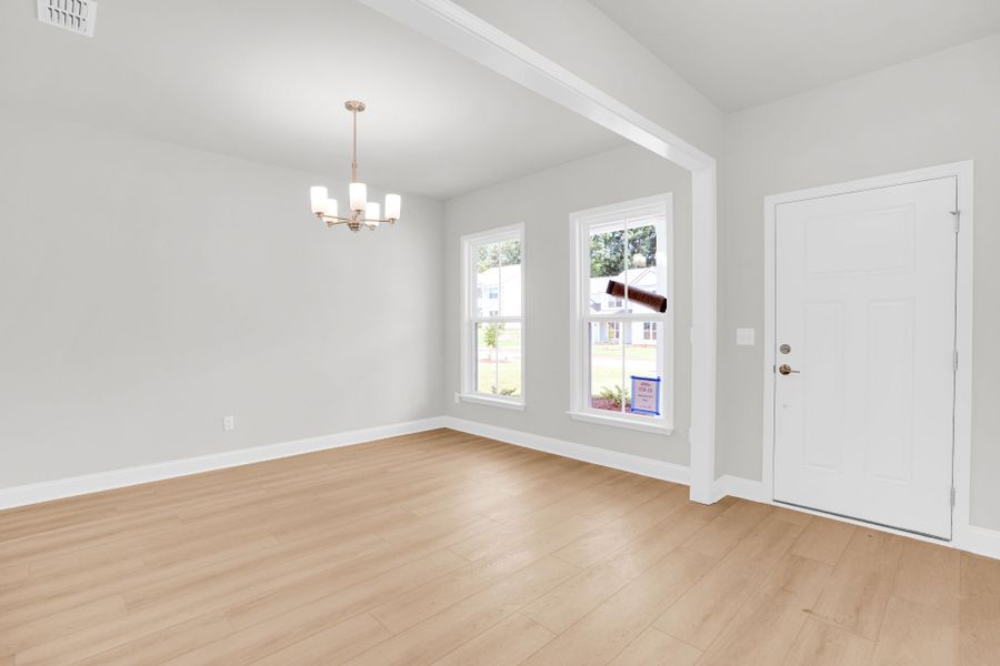 Spacious, unfurnished interior of a new home in Carriage Estates, Lexington (Image 57).