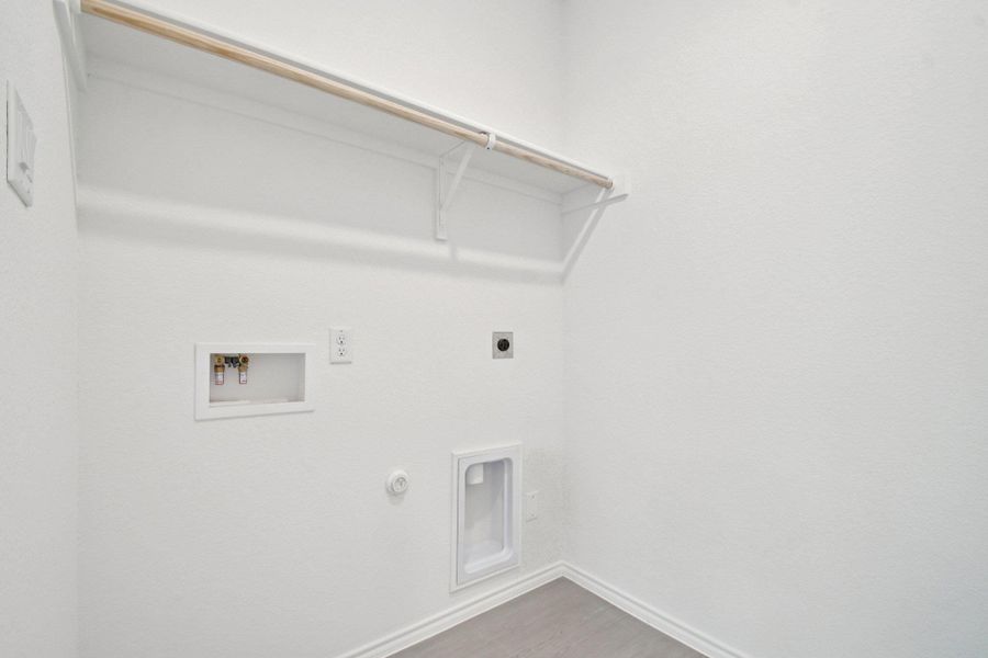 Spacious, unfurnished interior of a new home in Clayton Ranch, Copperas Cove (Image 34).