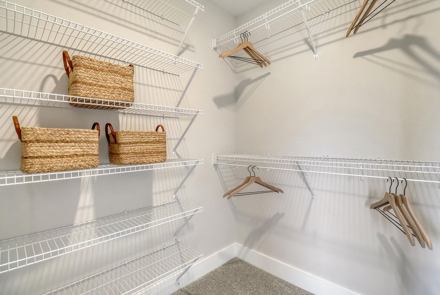 Spacious, unfurnished interior of a new home in Six Oaks, Summerville (Image 25).