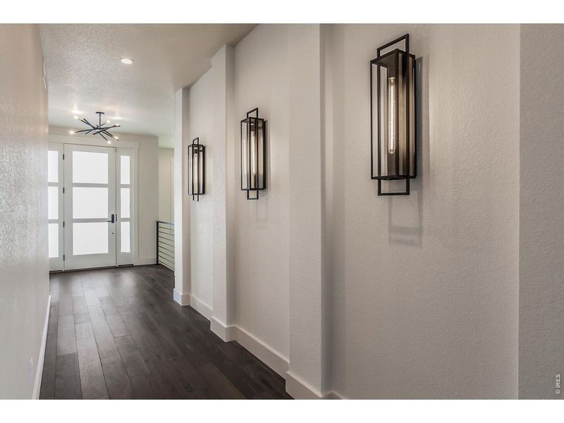 Spacious, unfurnished interior of a new home in Harvest Ridge, Berthoud (Image 26).