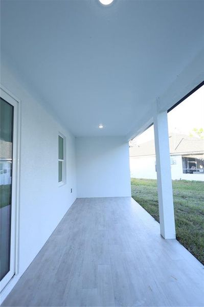 Exterior details and patio area of a home in , Deltona (Image 21).