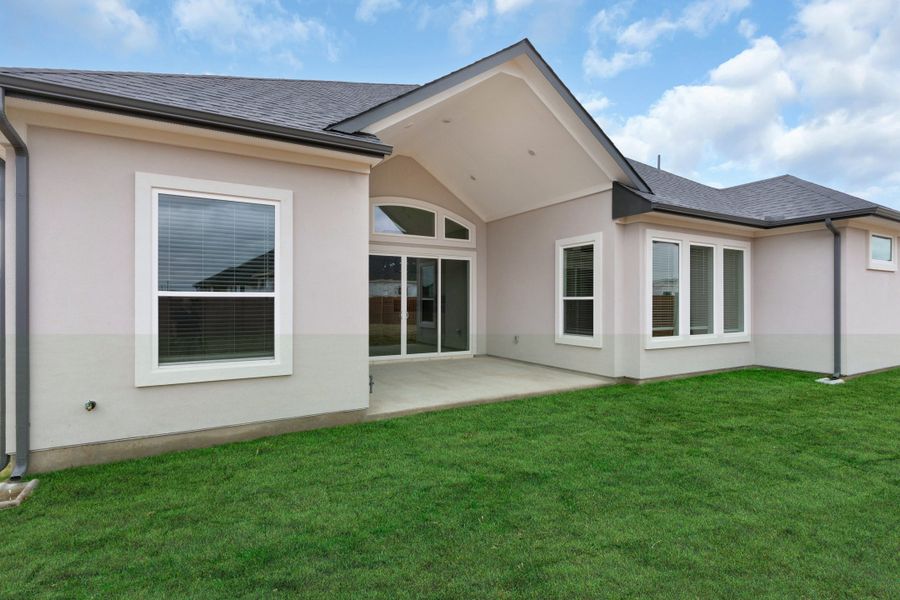Exterior details and patio area of a home in Broken Oak, Georgetown (Image 28).