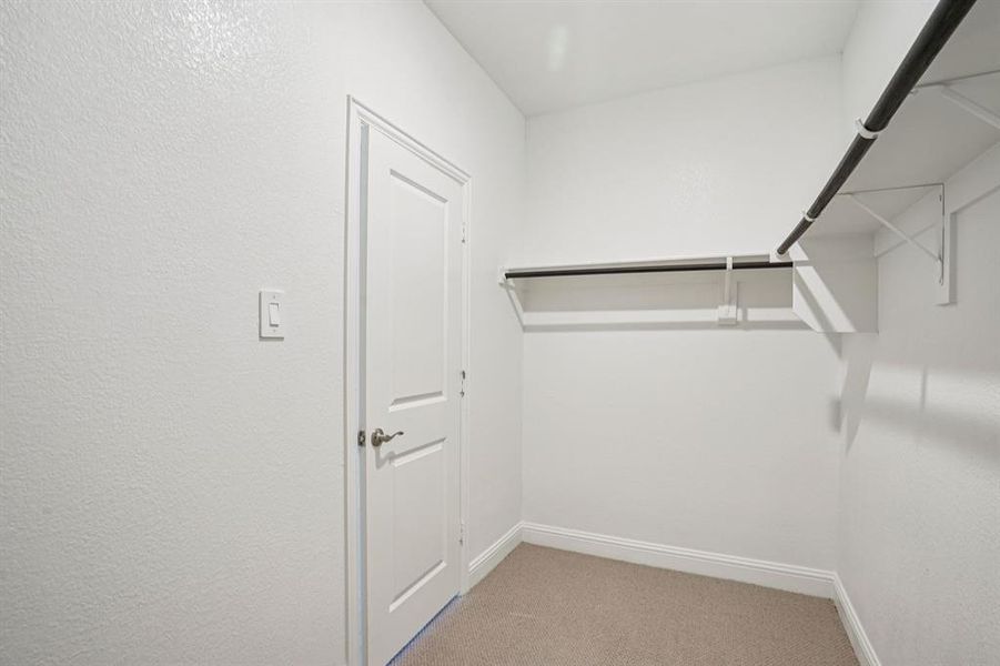 Photo is not of the actual home, but is an inspirational photo of builder’s model home and may depict options, furnishings, and/or decorator features that are not included.