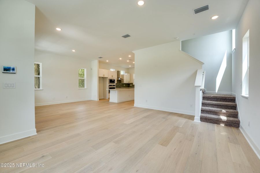 Spacious, unfurnished interior of a new home in , Jacksonville (Image 34). Spacious, unfurnished interior of a new home in , Jacksonville (Image 34).