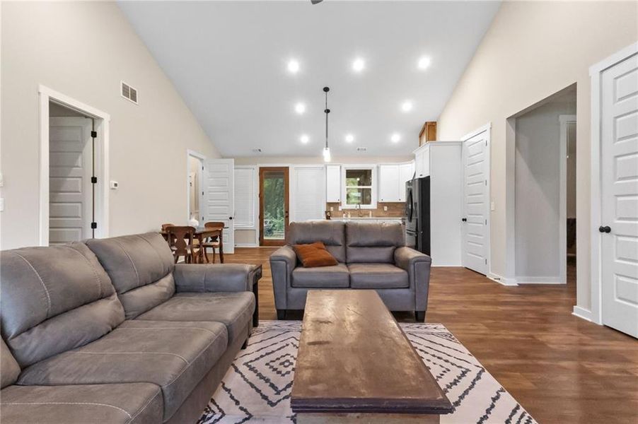 Furnished interior view inside a new home in , Bremen (Image 9).