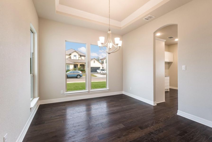 17 8350SierraHermosa 017 Mls