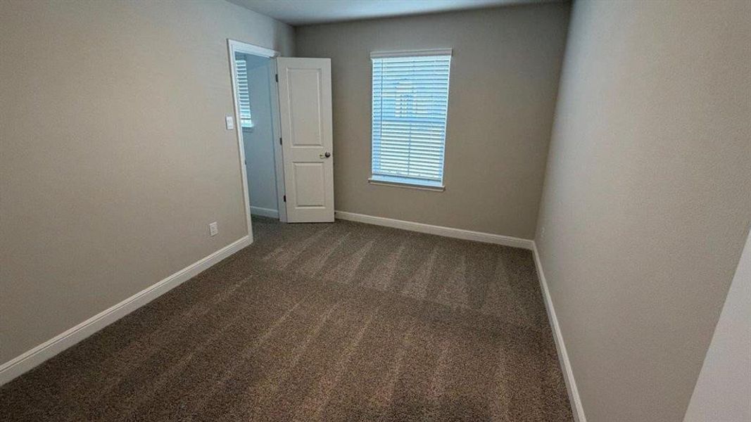 Spacious, unfurnished interior of a new home in Shannon Creek, Burleson (Image 11). Spacious, unfurnished interior of a new home in Shannon Creek, Burleson (Image 11).