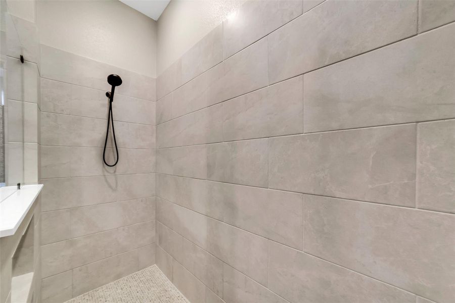 Image 28 of a home in .