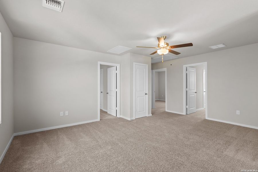 Spacious, unfurnished interior of a new home in The Parklands, Schertz (Image 20). Spacious, unfurnished interior of a new home in The Parklands, Schertz (Image 20).