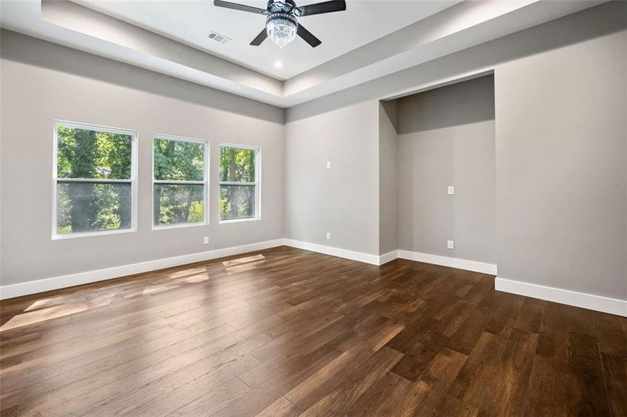 Spacious, unfurnished interior of a new home in , Mableton (Image 32).