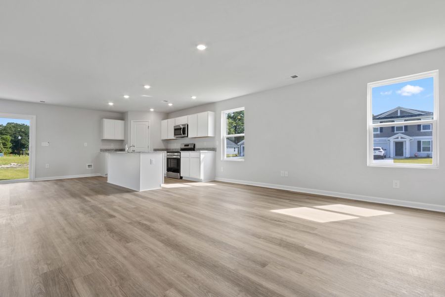 New Home in Conway, SC.  - Slide 3