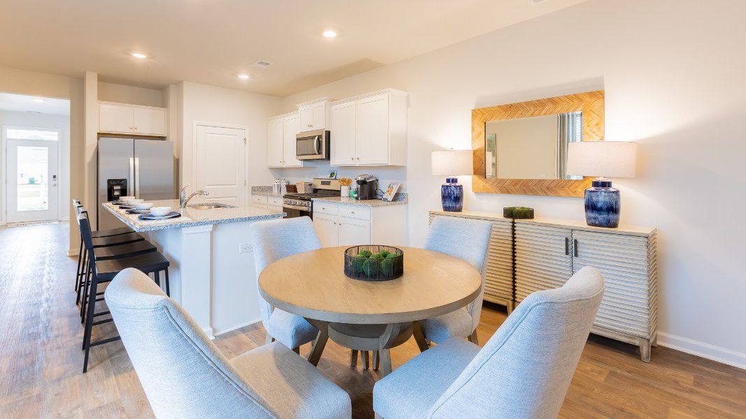 Representative furnished interior of a home built from the GLENWOOD by D.R. Horton in Huggins Hill, Manning (Image 7). Representative furnished interior of a home built from the GLENWOOD by D.R. Horton in Huggins Hill, Manning (Image 7).