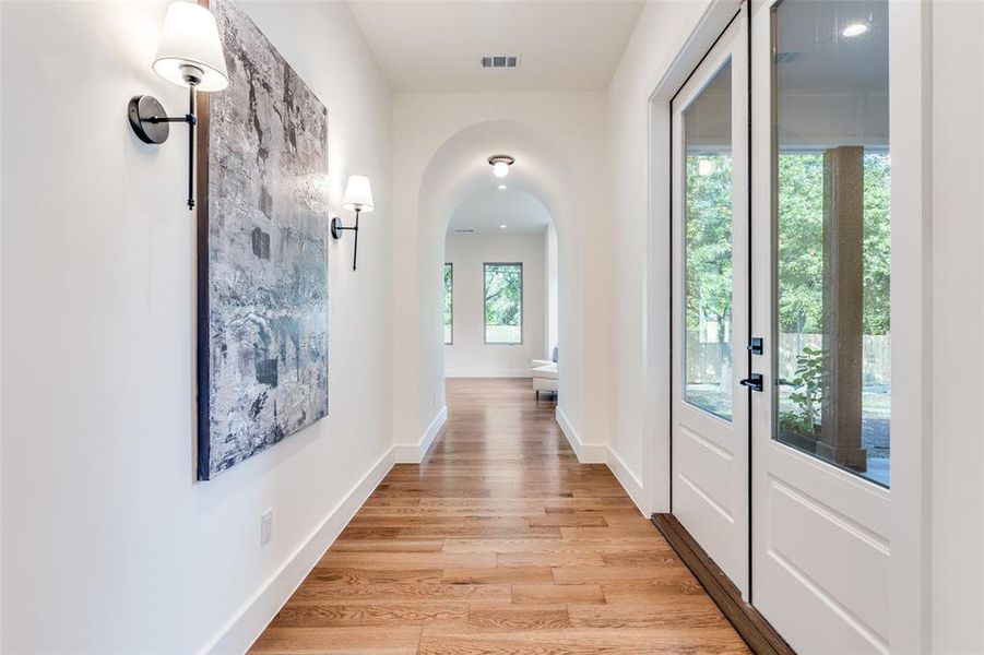 Furnished interior view inside a new home in , Dallas (Image 11). Furnished interior view inside a new home in , Dallas (Image 11).