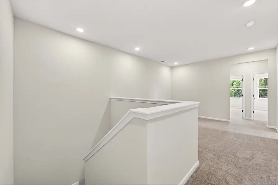 Spacious, unfurnished interior of a new home in Amplitude, Charlotte (Image 25).