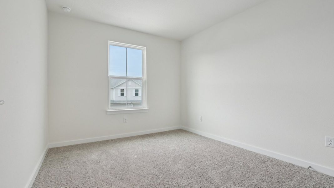 Third Bed of the Coronado - End at Cyrene at Harmony located in St Cloud FL by DRB Homes