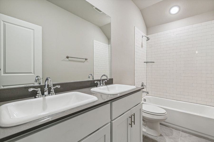 Image 12 representing the Andrew by Megatel Homes in Manors at Woodbridge, Wylie, TX. Image 12 representing the Andrew by Megatel Homes in Manors at Woodbridge, Wylie, TX.