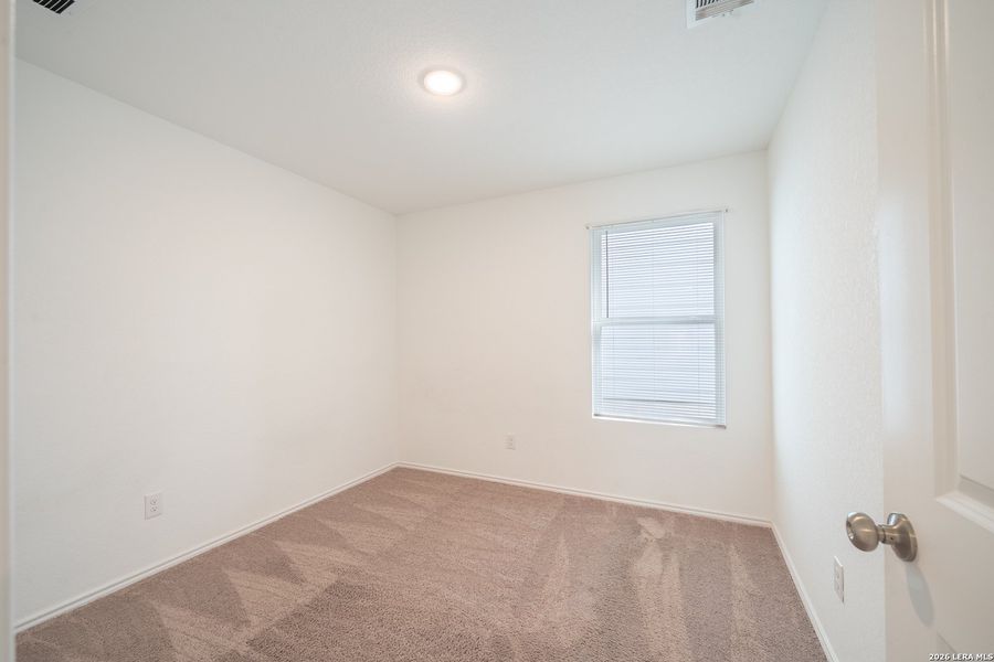 Spacious, unfurnished interior of a new home in Waterwheel, San Antonio (Image 13).