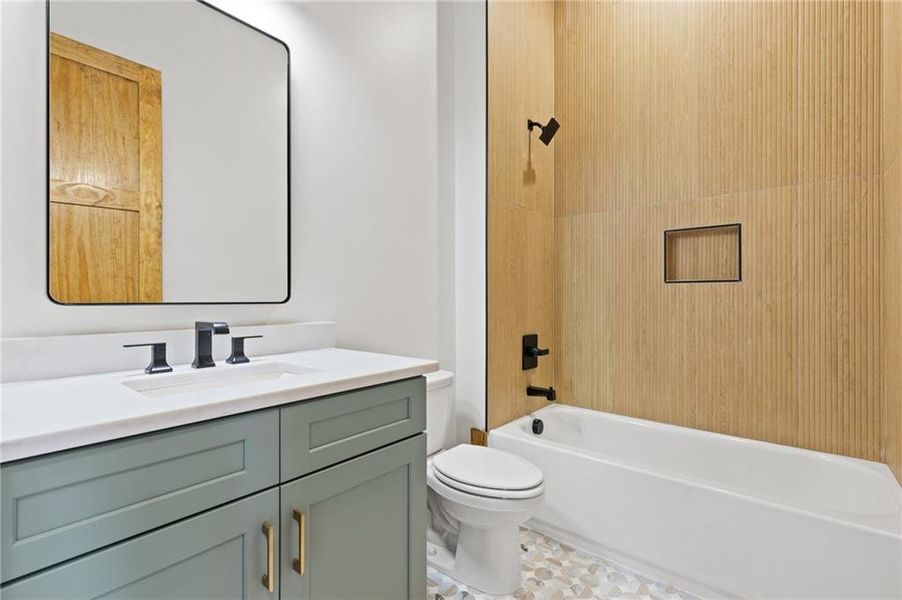 Image 22 of a home in .