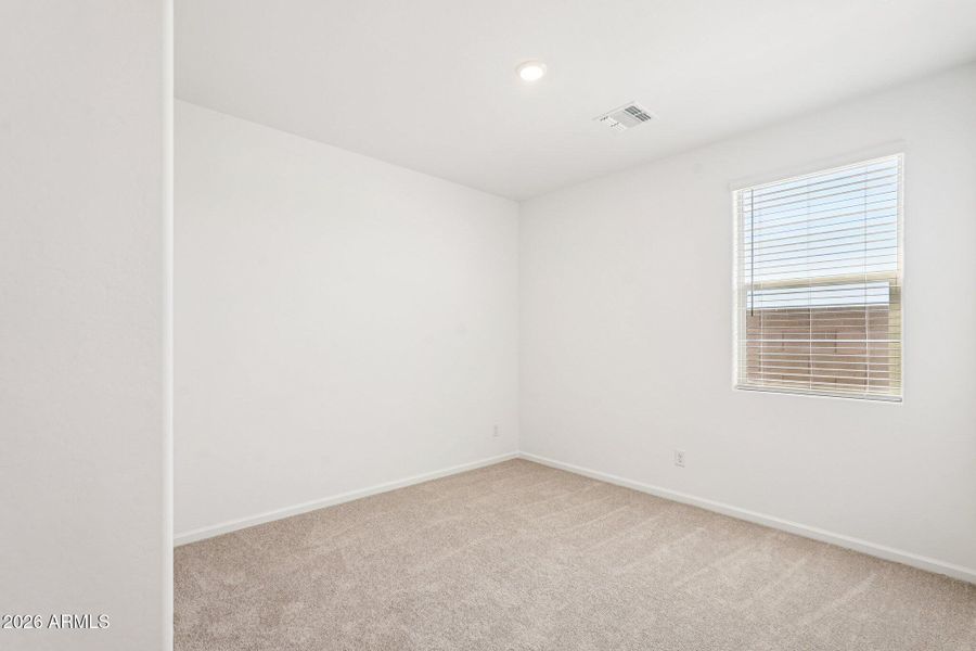 25-web-or-mls-S 95th Dr-S0904-025