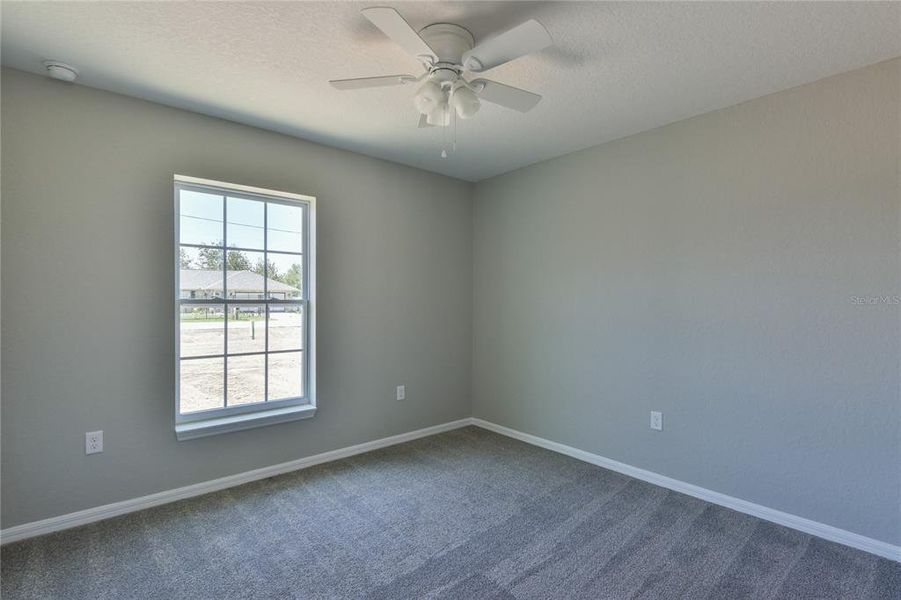 Spacious, unfurnished interior of a new home in , Dunnellon (Image 11).