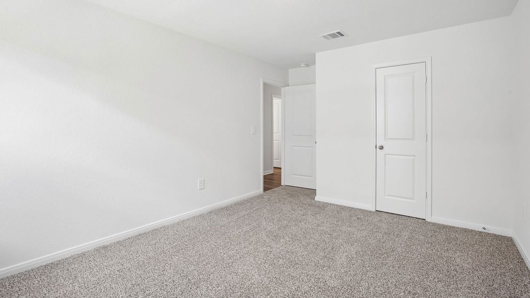 Spacious, unfurnished interior of a new home in Prairie Lakes, Buda (Image 43).