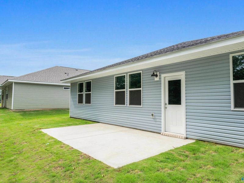 Exterior details and patio area of a home in Bailey Park, Fayetteville (Image 2).