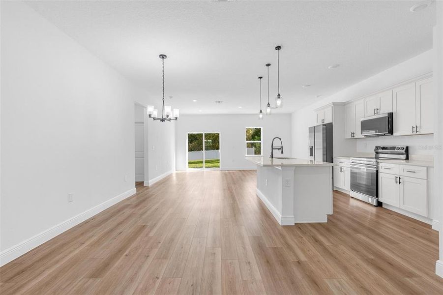 Spacious, unfurnished interior of a new home in , Ocala (Image 22).