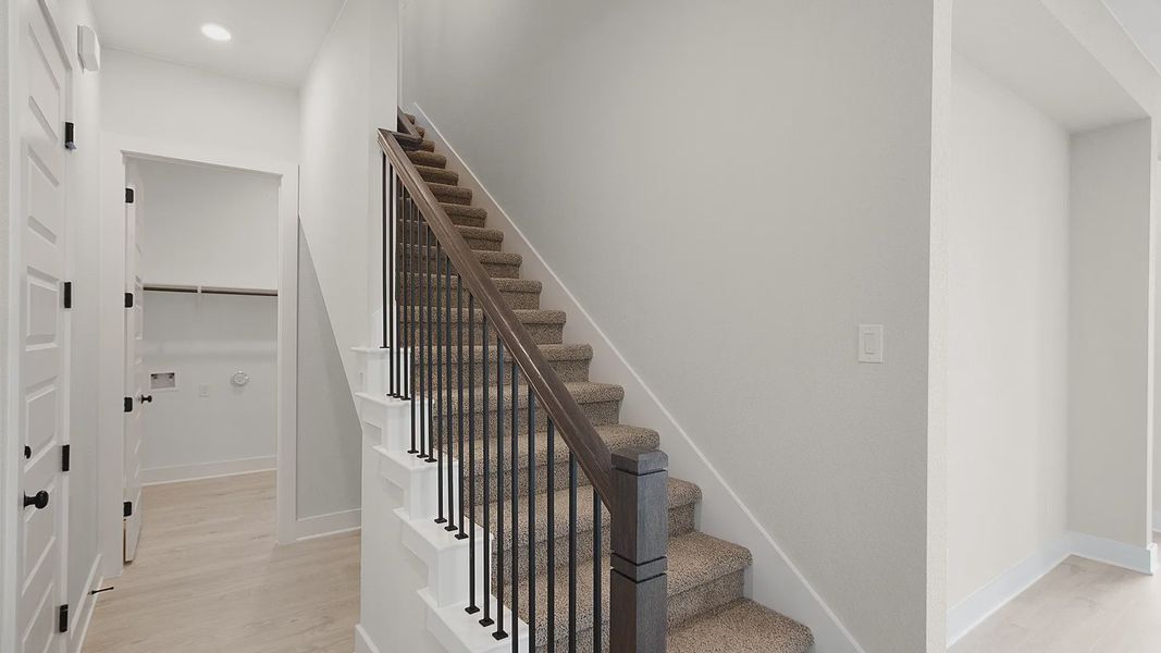 Spacious, unfurnished interior of a new home in Nolina, Georgetown (Image 17).