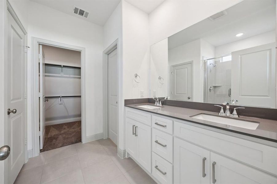 Furnished interior view inside a new home in Sicily, Princeton (Image 10).