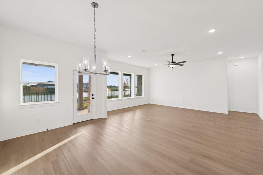 Spacious, unfurnished interior of a new home in Oakwood Estates, Waller (Image 18). Spacious, unfurnished interior of a new home in Oakwood Estates, Waller (Image 18).