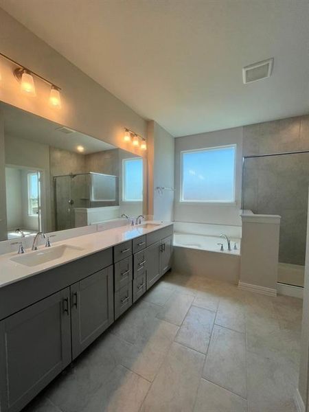 Furnished interior view inside a new home in Westpoint Park, Fort Worth (Image 6).