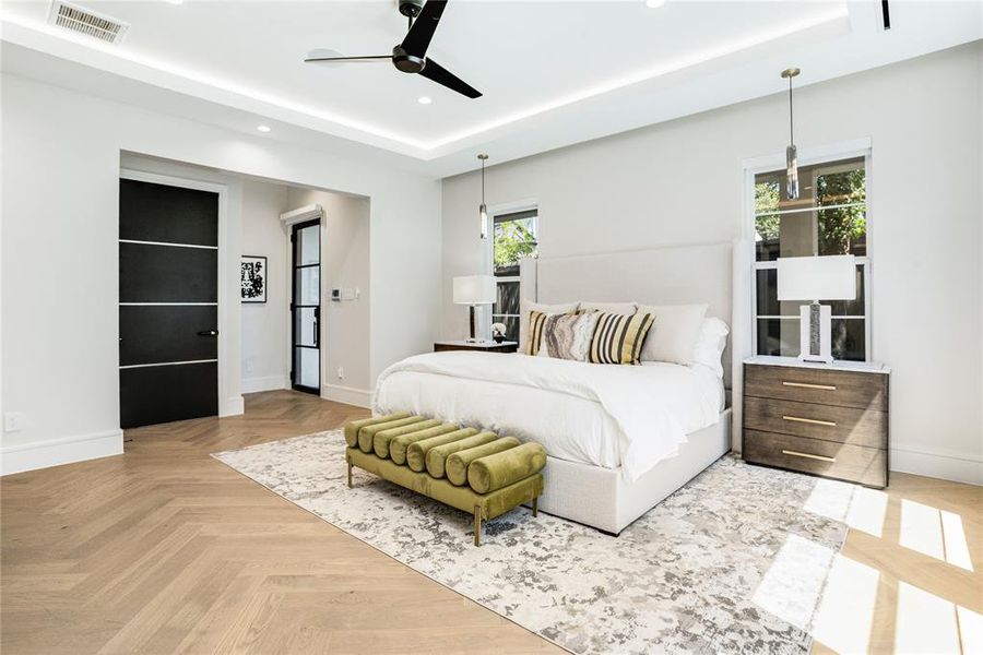 Furnished interior view inside a new home in , Dallas (Image 14).