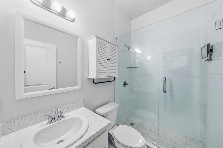 Furnished interior view inside a new home in , Edgewater (Image 4).