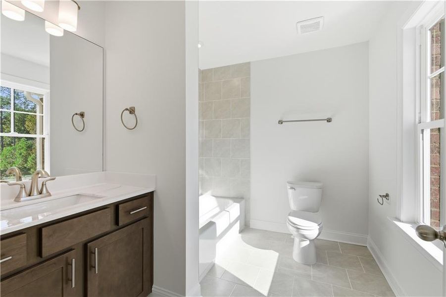 Furnished interior view inside a new home in The Estates at Hurricane Pointe, Douglasville (Image 15).