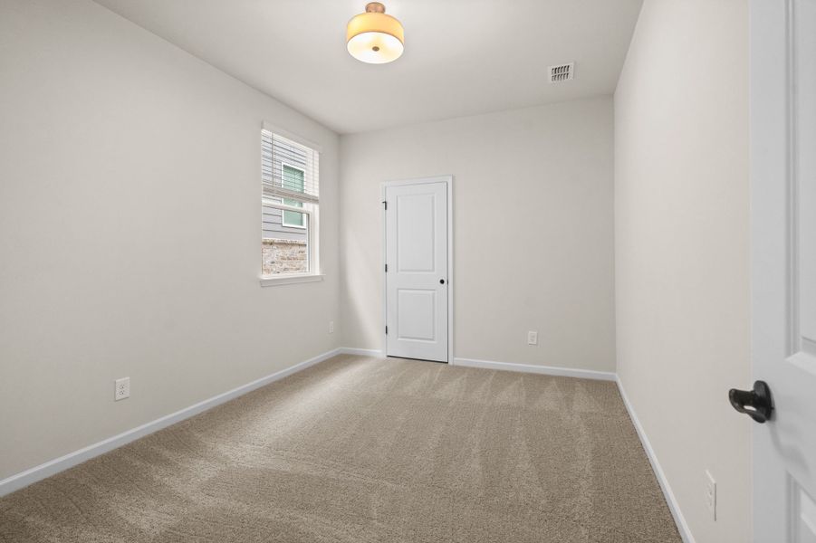 Representative unfurnished interior of a home built from the The Glenwood D by Davidson Homes LLC in Kelly Preserve, Loganville (Image 28).