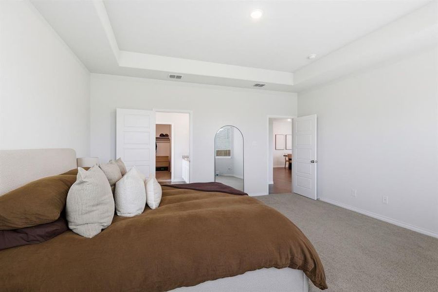 Furnished interior view inside a new home in , Cleburne (Image 4).