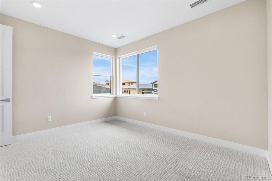 Spacious, unfurnished interior of a new home in Legends at Lyric, Lone Tree (Image 46). Spacious, unfurnished interior of a new home in Legends at Lyric, Lone Tree (Image 46).