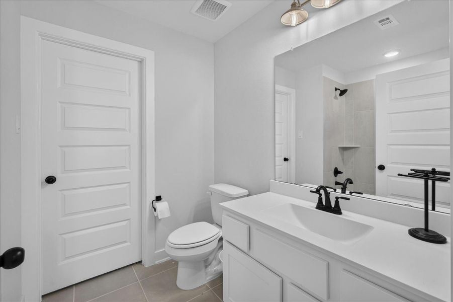 Secondary bathroom # 2