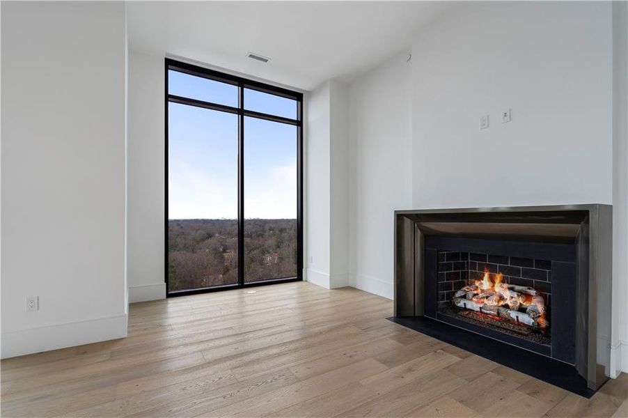 Spacious, unfurnished interior of a new home in The Dillon Buckhead, Atlanta (Image 58).