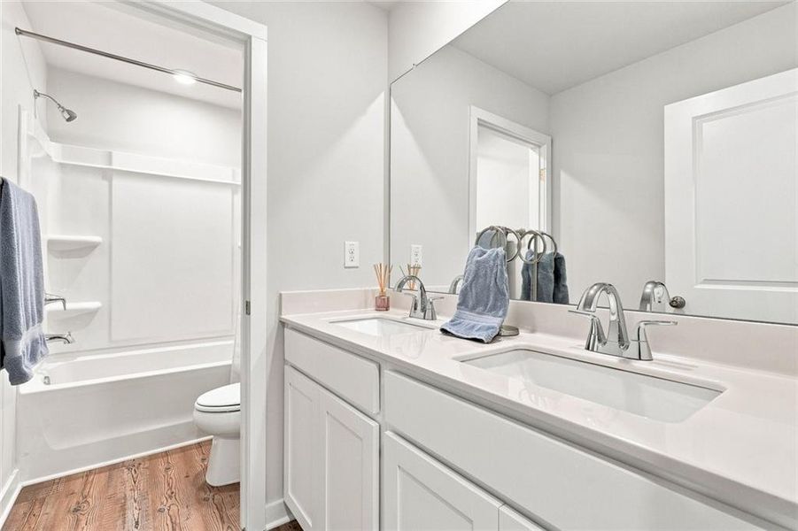 Furnished interior view inside a new home in , Grayson (Image 28).