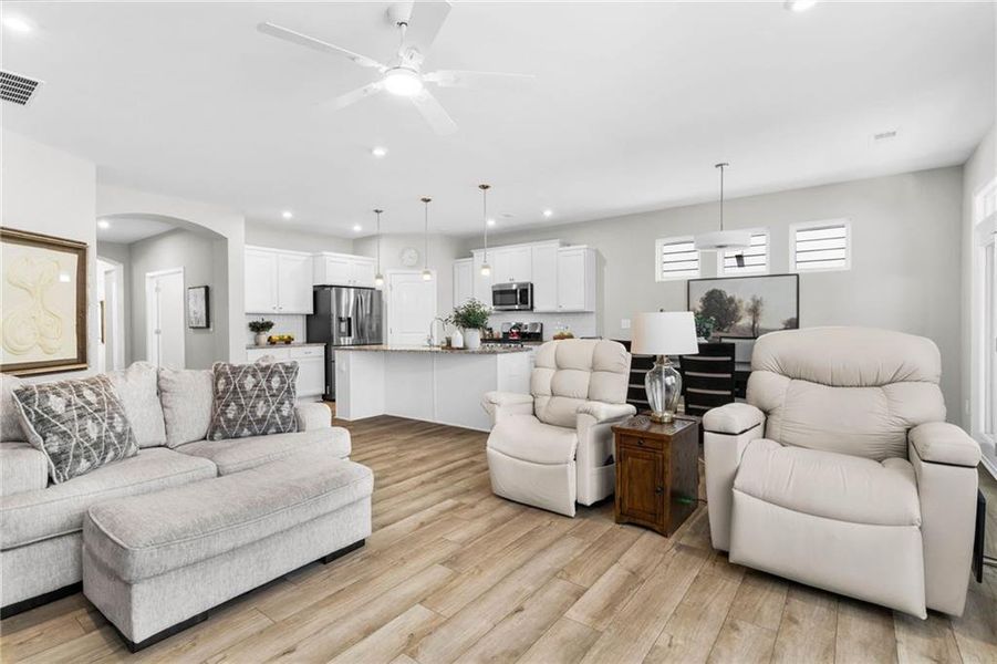 Furnished interior view inside a new home in Laurel Farms, Dallas (Image 6).