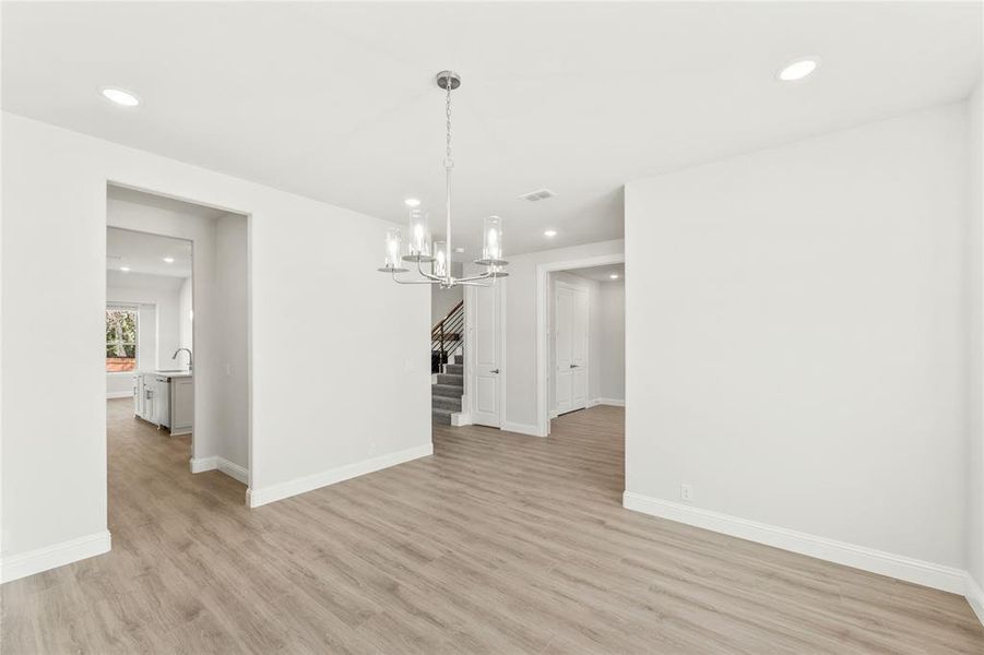 Spacious, unfurnished interior of a new home in Ridgepoint, Midlothian (Image 27). Spacious, unfurnished interior of a new home in Ridgepoint, Midlothian (Image 27).