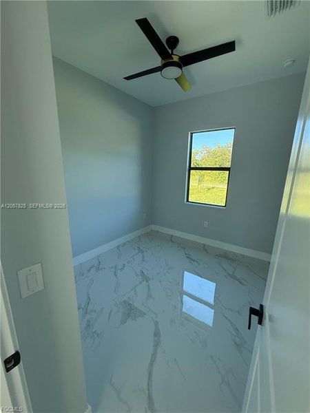 Spacious, unfurnished interior of a new home in , Lehigh Acres (Image 13).