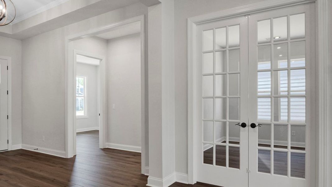 Entry to Bedroom & Study Entry to Bedroom & Study