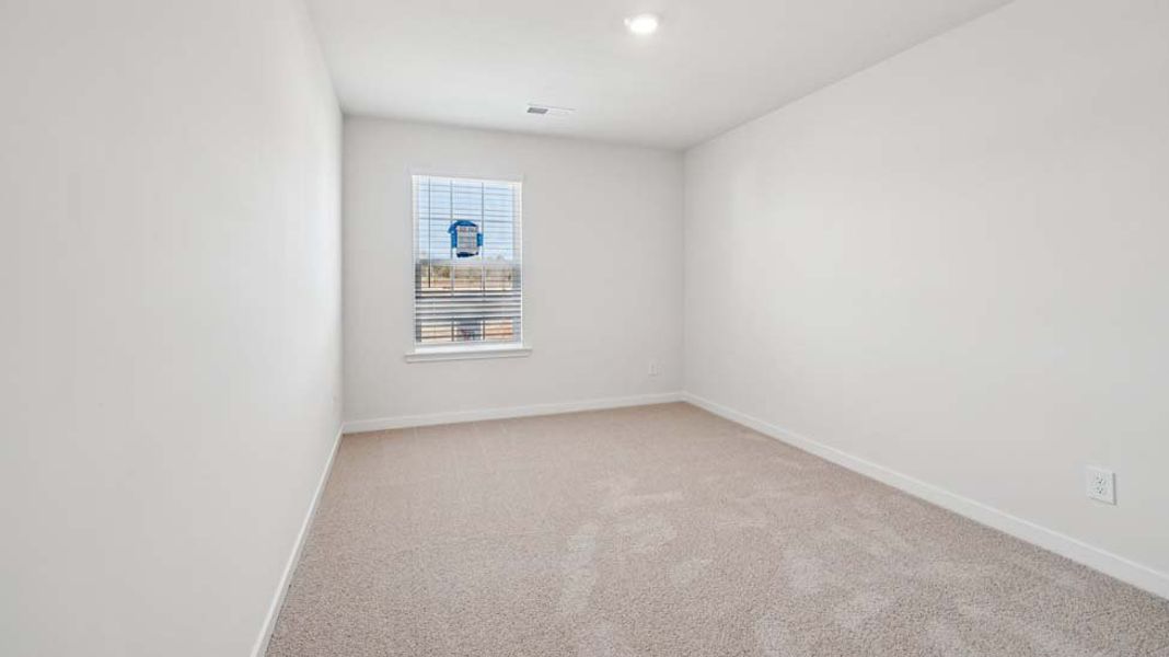 Spacious, unfurnished interior of a new home in Providence Walk, Hendersonville (Image 20).