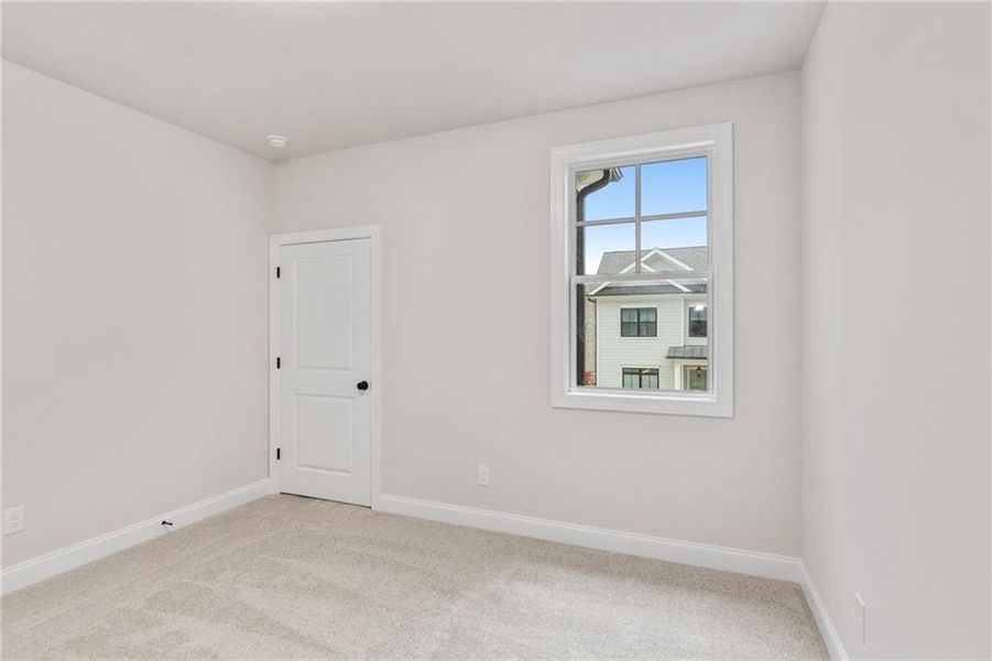 Spacious, unfurnished interior of a new home in Waterside Townhomes, Peachtree Corners (Image 22).