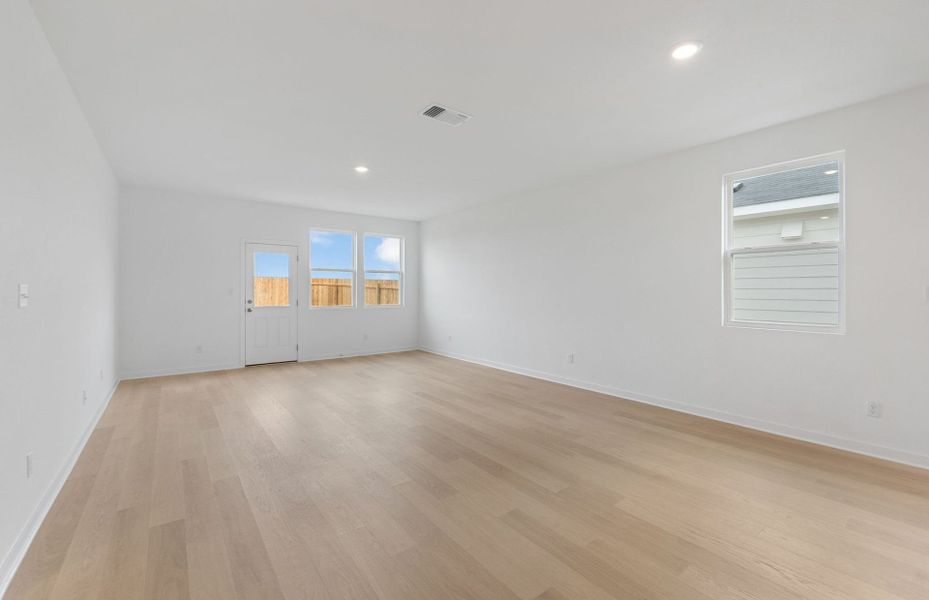 Spacious, unfurnished interior of a new home in Alto, San Marcos (Image 14). Spacious, unfurnished interior of a new home in Alto, San Marcos (Image 14).