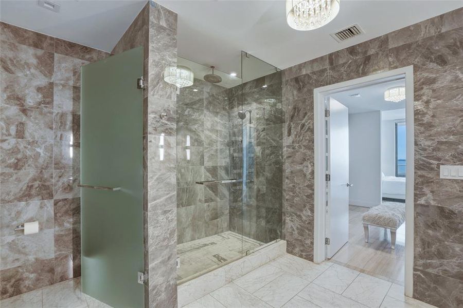 Image 86 of a home in .