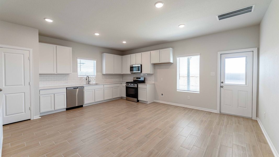 Spacious, unfurnished interior of a new home in Briarwood, Elgin (Image 41). Spacious, unfurnished interior of a new home in Briarwood, Elgin (Image 41).