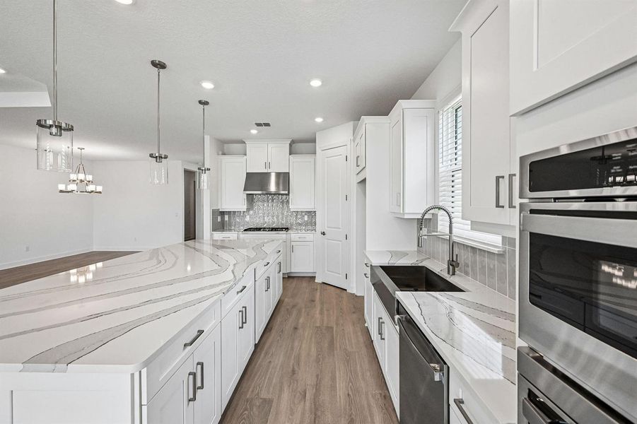 15-web-or-mls-13469 SW Alejandro Court-S